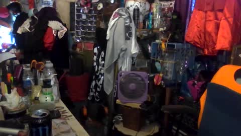 Snapshot of reallyredrum69th chatting on 10.20.25 reallyredrum69th online show from 10.20.25