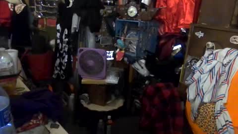 Snapshot of reallyredrum69th chatting on 10.23.25 reallyredrum69th online show from 10.23.25