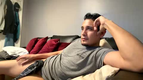 realmxyz online show from 02.18.26