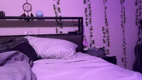 Preston  Stella online show from 01.18.25