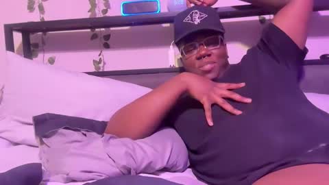 Preston  Stella online show from 02.05.25