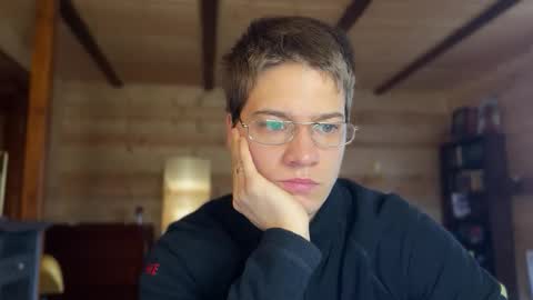 AliceEve online show from 10.20.25