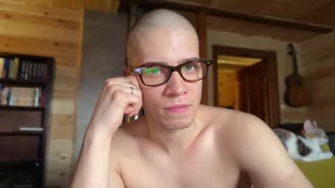 AliceEve online show from 03.03.26