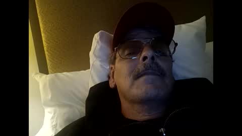 Snapshot of reaviss228851 chatting on 11.04.25 reaviss228851 online show from 11.04.25