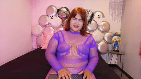 rebeca  online show from 10.24.25