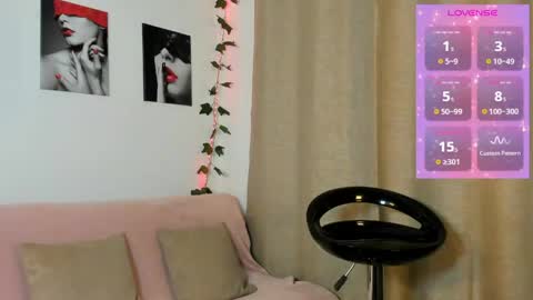 Snapshot of rebeca_marchetti chatting on 06.09.26 Rebeca Marchetti online show from 06.09.26