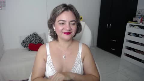 REBECA online show from 03.05.25