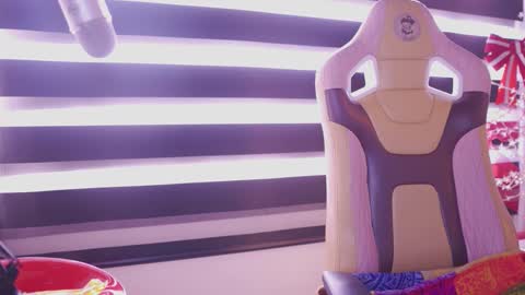 Rebeca  online show from 12.17.25