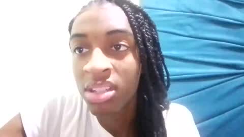 Tu mami Rebecca online show from 05.05.26