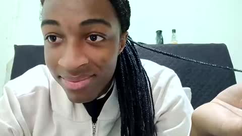 Tu mami Rebecca online show from 05.22.26