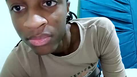 Tu mami Rebecca online show from 05.24.26