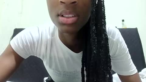 Tu mami Rebecca online show from 05.27.26