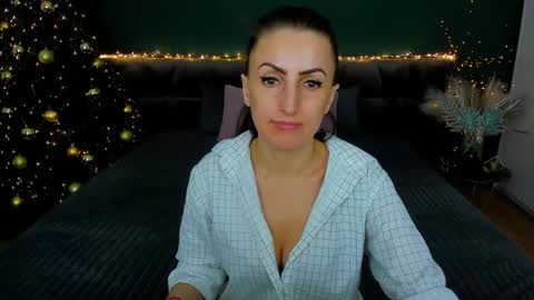 rebecca_diamonds online show from 01.02.25