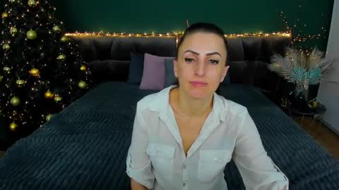 rebecca_diamonds online show from 01.03.25