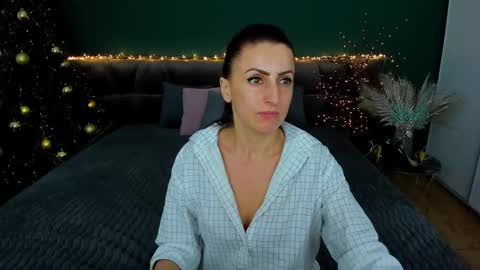 rebecca_diamonds online show from 01.08.25
