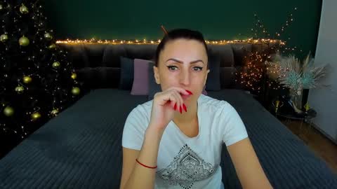 rebecca_diamonds online show from 01.12.25