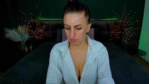 rebecca_diamonds online show from 02.18.25