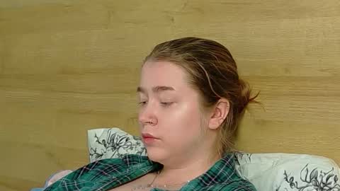 rebecca_lace online show from 10.31.25