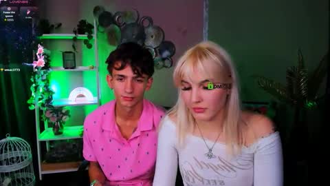 Snapshot of rebecca_smile_ chatting on 10.13.25 rebecca_smile_ online show from 10.13.25