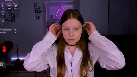 Snapshot of rebecca_smile_ chatting on 11.28.25 rebecca_smile_ online show from 11.28.25