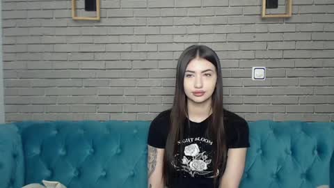 rebeccamosc online show from 04.06.26