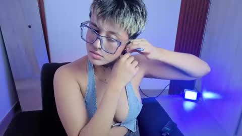 REBEKA online show from 07.02.26