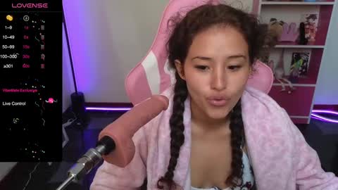 Snapshot of red_barbiedoll chatting on 03.09.25 Barbie -----  online show from 03.09.25