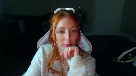 Red -  online show from 01.21.25
