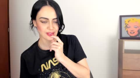 red_flower203 online show from 10.09.25