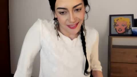 red_flower203 online show from 10.14.25