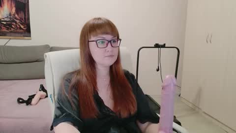 Lisa online show from 10.20.25