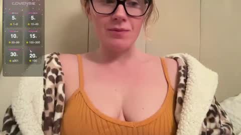 Rosie online show from 02.04.25