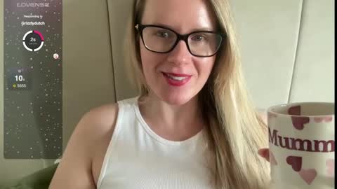Rosie online show from 02.06.25