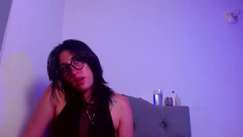 IG   OF red moonn online show from 09.30.25