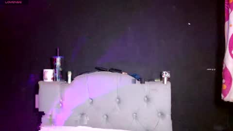 IG   OF red moonn online show from 04.08.26