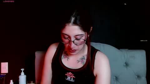 Snapshot of red_moonn chatting on 06.04.26 IG OF red moonn online show from 06.04.26