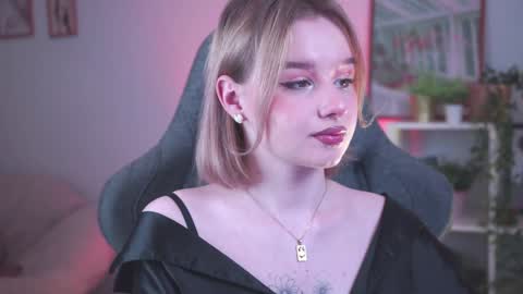QUEEN OF EVIL online show from 12.04.24