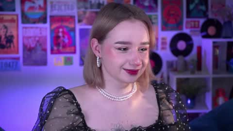 QUEEN OF EVIL online show from 12.23.24