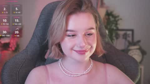 QUEEN OF EVIL online show from 01.11.25