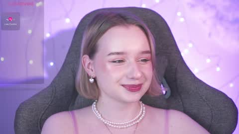 QUEEN OF EVIL online show from 01.13.25