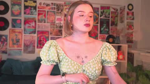 QUEEN OF EVIL online show from 02.22.25