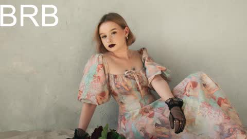 QUEEN OF EVIL online show from 03.05.25