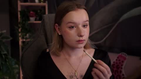 QUEEN OF EVIL online show from 10.12.25