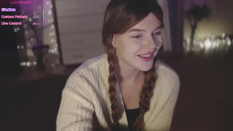 Snapshot of redaplle2 chatting on 09.26.25 redaplle2 online show from 09.26.25