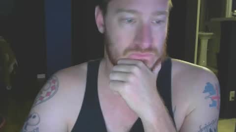 Snapshot of reddawg14 chatting on 10.06.25 reddawg14 online show from 10.06.25