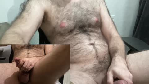 Snapshot of reddbear89 chatting on 12.16.24 hornyslutbear online show from 12.16.24