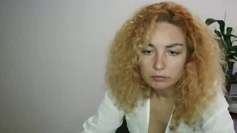Snapshot of reddgirll chatting on 02.03.25 reddgirll online show from 02.03.25