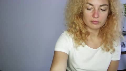 Snapshot of reddgirll chatting on 02.07.25 reddgirll online show from 02.07.25