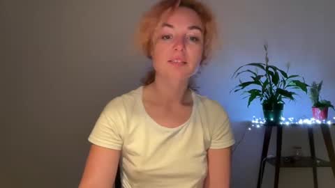 Snapshot of reddgirll chatting on 02.21.25 reddgirll online show from 02.21.25