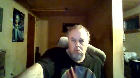 Snapshot of reddragon1195 chatting on 01.04.25 reddragon1195 online show from 01.04.25